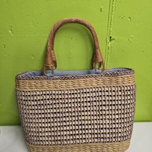 Elegant Woven Tan Tote Bag